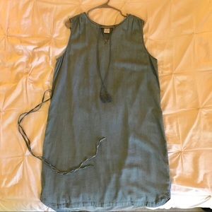 Sleeveless Shift Dress